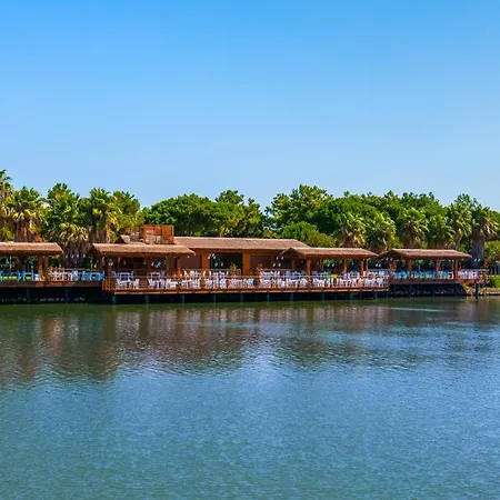 Semesteranläggning (resort) Gloria Serenity