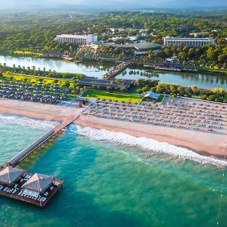 Semesteranläggning (resort) Gloria Serenity 5*